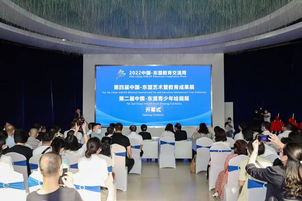 ttps://www.kluniv.edu.cn/__local/6/5A/2D/9EEE317A9DB034CDF577917CF8B_46E2AE13_1ABE8.jpg